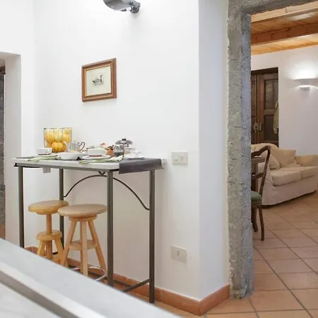Finestra Sul Cortile
