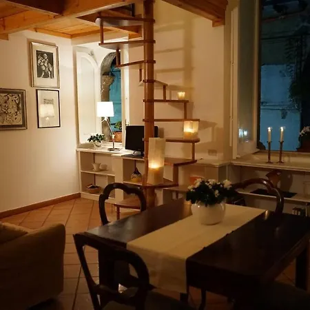 Finestra Sul Cortile Napoli